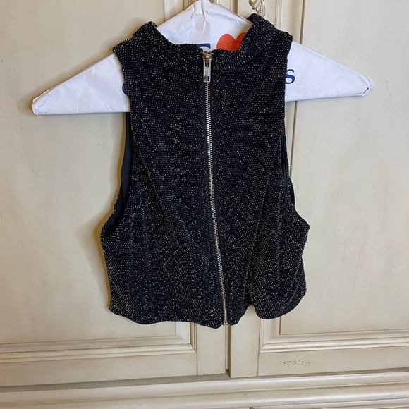 Rise of Dawn black and silver sparkle sleeveless crop top with zipper size small - Picture 2 of 4